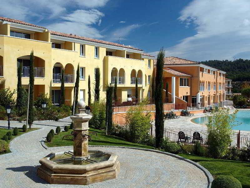 Résidence Odalys La Licorne de Haute Provence Gréoux-les-Bains Exterior foto